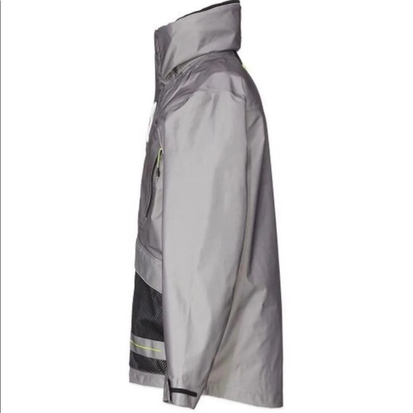 SOLD ❌ on Mercari PUMA x HELLY HANSEN Tech STORMCELL Jacket 598277-01 L $450 - Picture 10 of 14